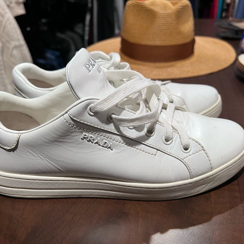 Prada sneakers, used but in very good condition, I used them like 4 times.